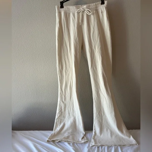 Hollister Flare Sweatpants - Picture 2 of 6